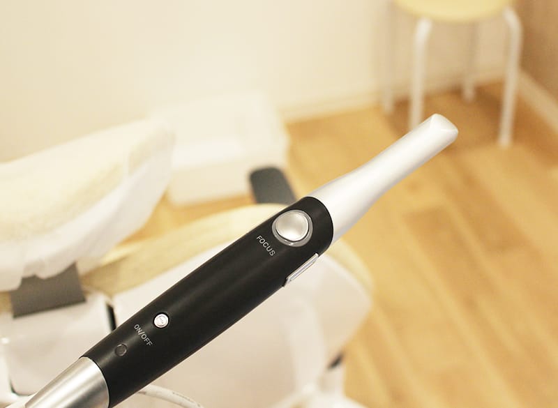 口腔内カメラ・説明用モニター