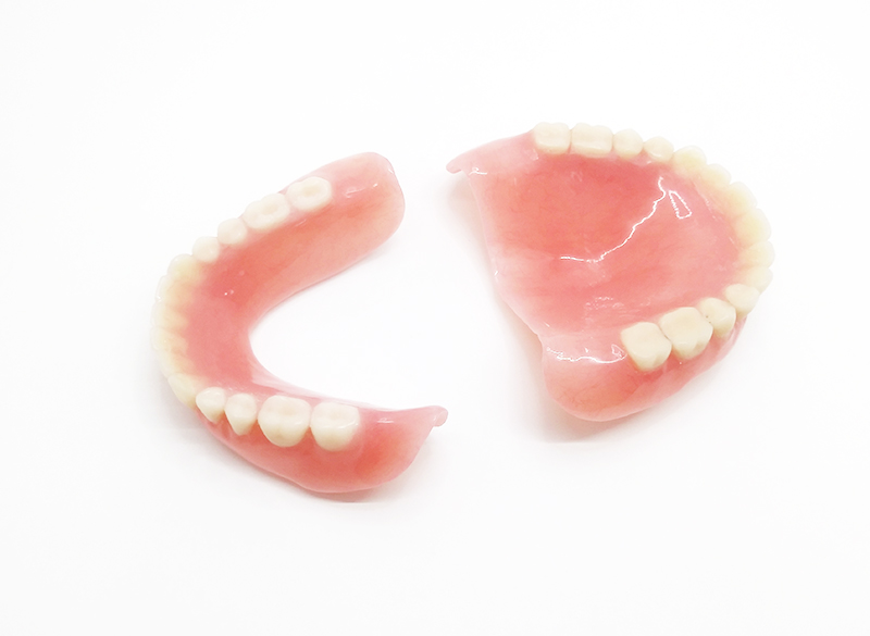 入れ歯（義歯）